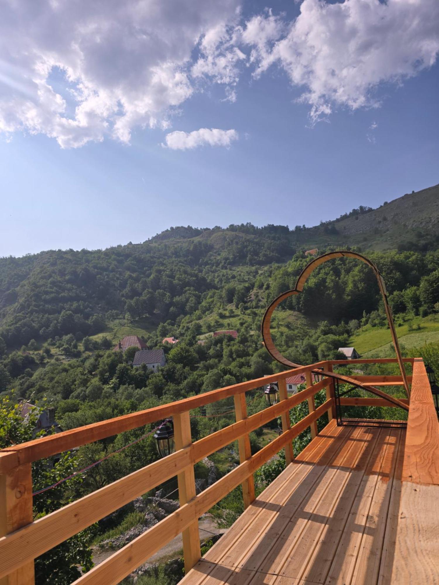 Vilat Suka Mkushit Villa Shkodra